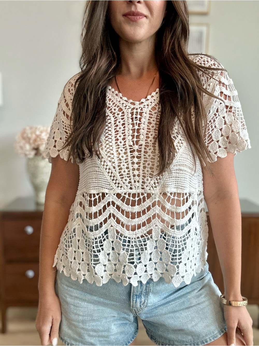 Ultra Pink Crochet Lace Short Sleeve V-Neck Top - Cream